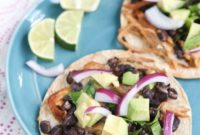 Slow Cooker Salsa Verde Pork Tostadas: A Zesty Weeknight Fiesta