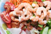 Fresh Garden Salad with Seared Shrimp and Crispy Bacon