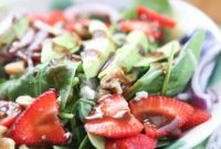 Raspberry Balsamic Strawberry Walnut Spinach Salad