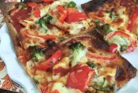 Savory Chicken, Broccoli and Red Pepper Flatbread Pizza