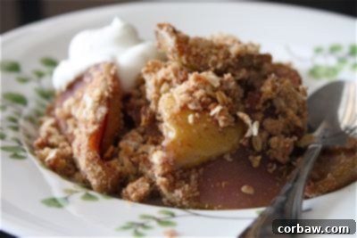 Red Wine Pear Crisp with Spiced Streusel Red Wine Pear Crisp with Spiced Streusel